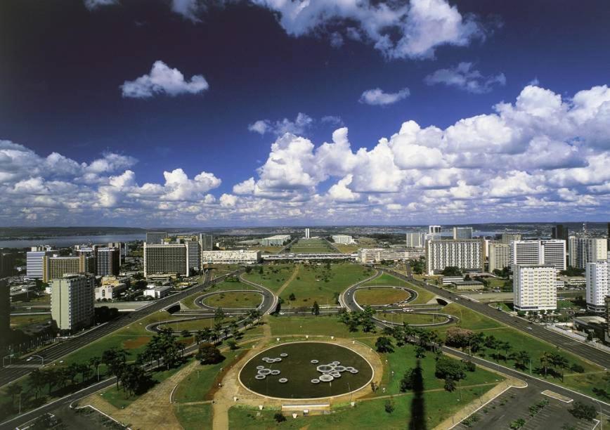 Hotel Flat - Esplanada Dos Ministerios - Centro De Brasília